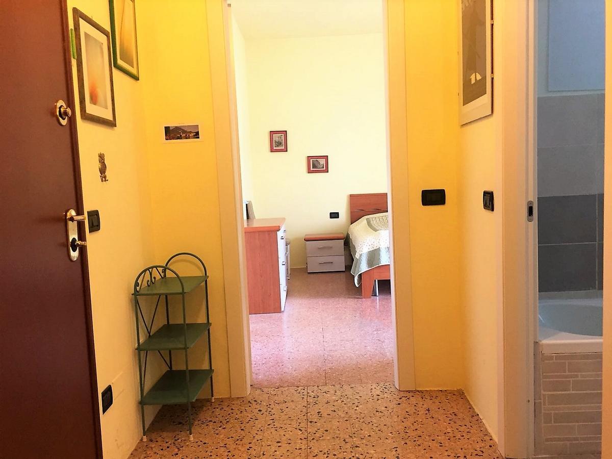 Appartamento Del Sole Desenzano del Garda Luaran gambar